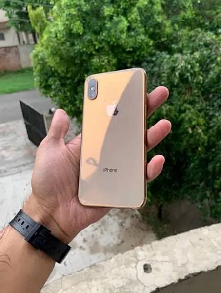 iphone xsmax gold Dual PTA Approved scrtchless 64gb xs max 10/9.5 82BH 1
