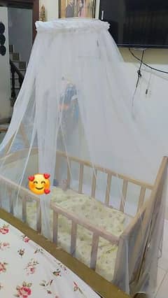 baby wood bed