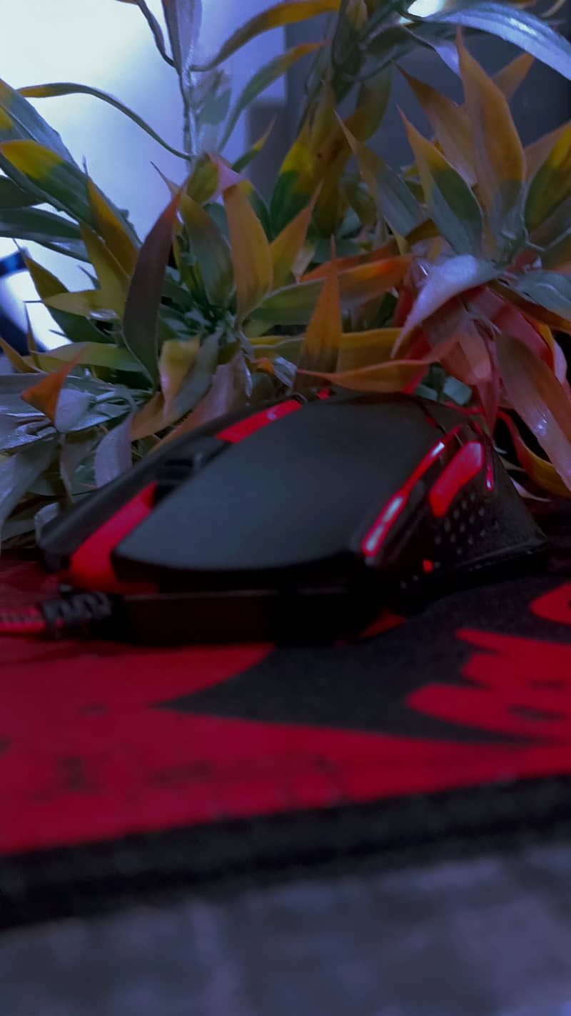 Redragon M601 Gaming Mouse + Redragon Mousepad. Deliverable. 1