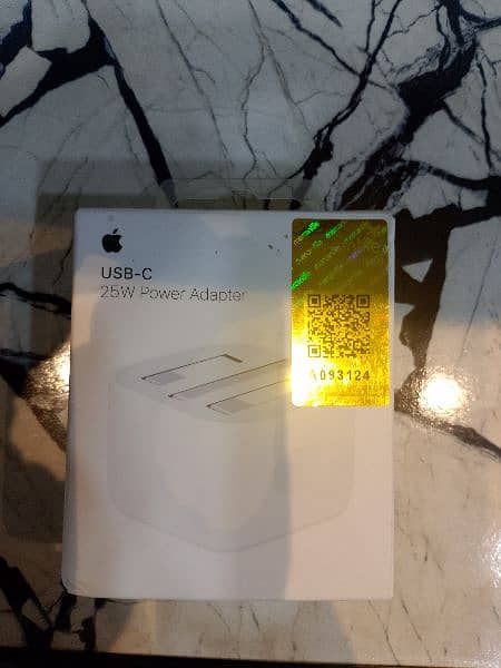 25W IOS charger with 6 month warranty 1