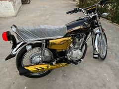 urgent sale Honda 125 self start Gold edition