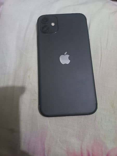 iPhone 11 64GB 100% Ok phone Non-PTA 2