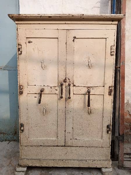 Antique Safe Tijori Locker 0