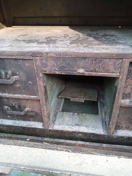 Antique Safe Tijori Locker 4