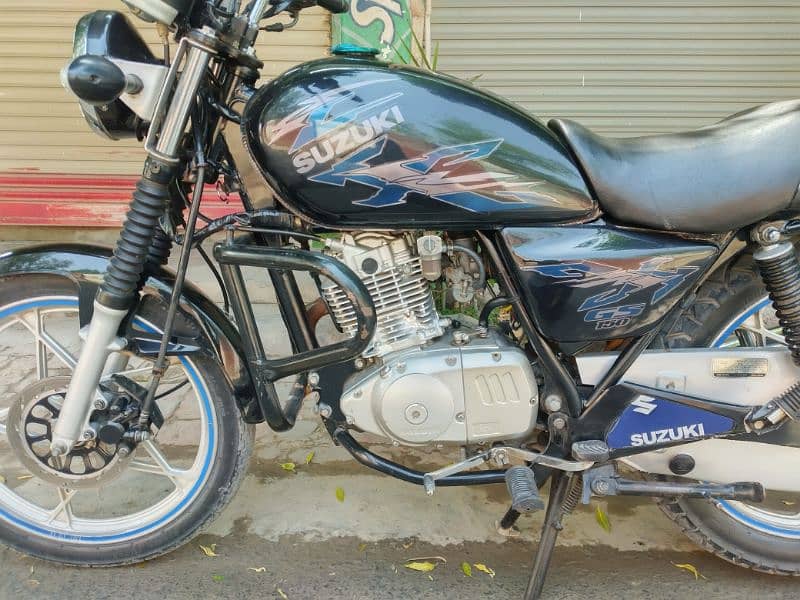 Suzuki GS 150 special edition 1