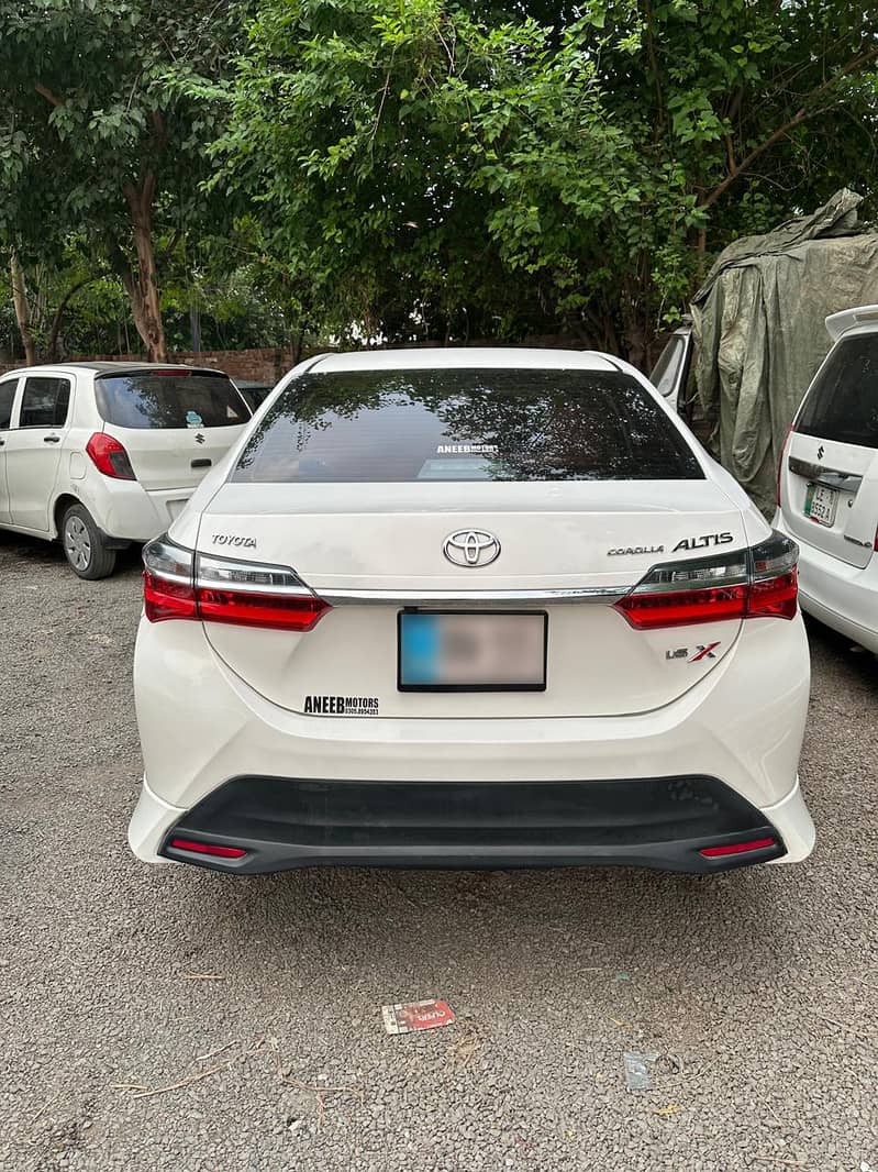 Toyota Corolla Altis 2022 1.6 CVTI 5