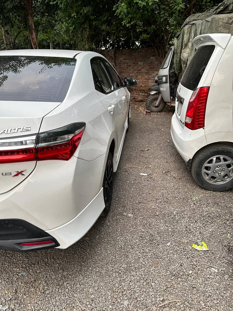 Toyota Corolla Altis 2022 1.6 CVTI 6