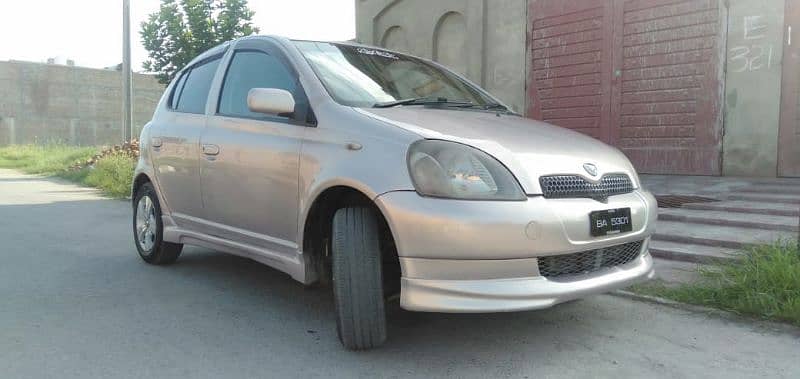 Toyota Vitz 2000 2