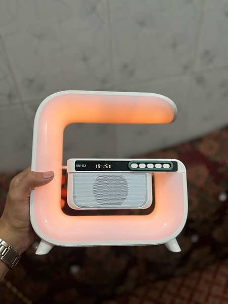 G3 wireless charging speaker 1