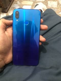 Huawei Nova 3i