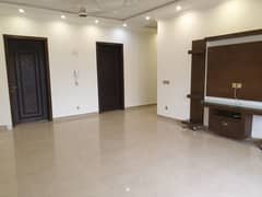 A Beautiful Designer 1 Kanal Brand New Luxury Stylish UPPER PORTION FOR RENT On Vip Location Close To Park In Bahria Town Lahore