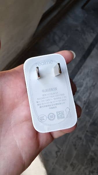 Realme 30 watt Genuine Charger 1