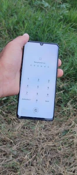 Huawei p30pro docomo 10/10 condition 5