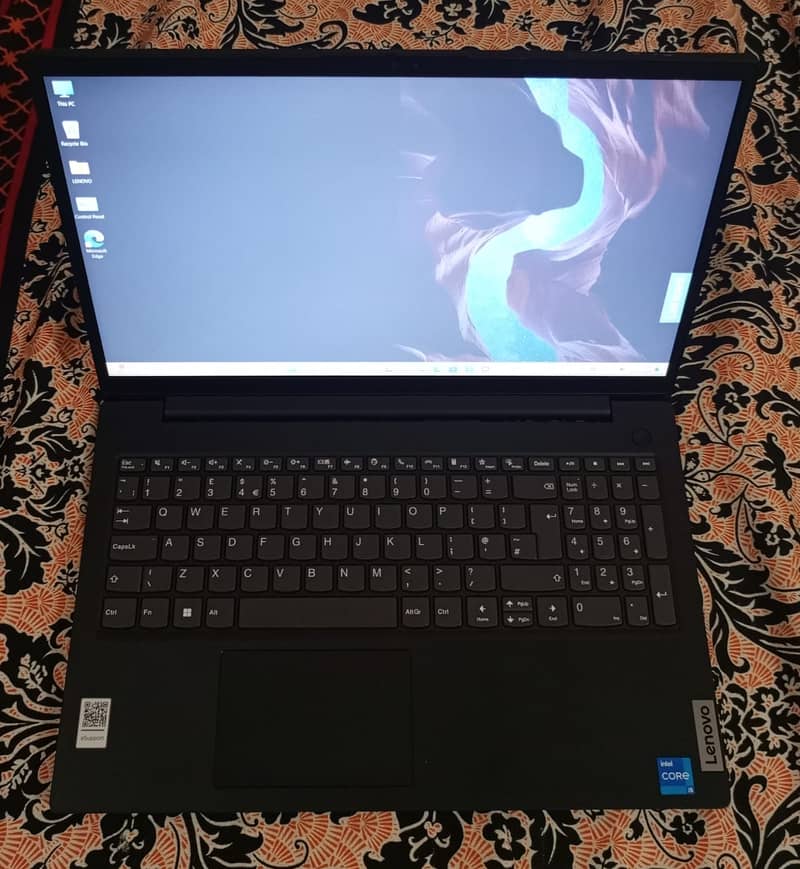 Lenovo 12th GEN Core i5 (2-YEARS WARRANTY) 24GB RAM 256GB SSD 15.6"LED 0