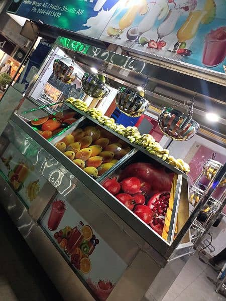 Complete Steeel Counter Fresh juices 8