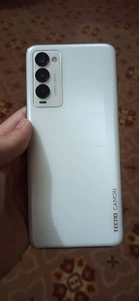 Tecno Camon 18 P 1