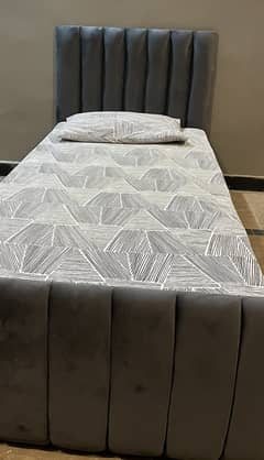 single bed wooden with matress