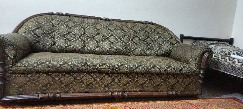 Sofa 5 seater used for sale 2