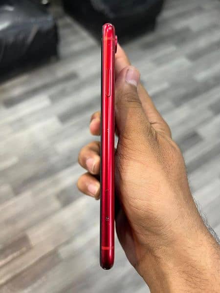 Iphone XR factory unlock 64GB 3