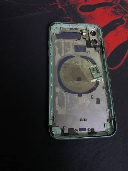 iPhone 11 original body (back) 1