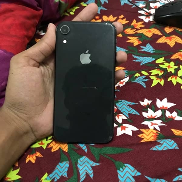 iphone xr black 64 gb 1