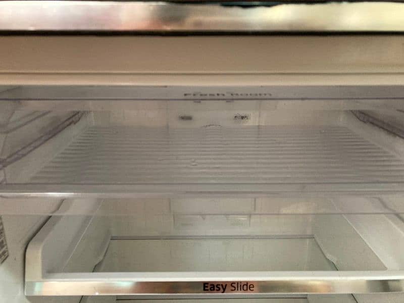 Samsung refrigerator new condition for sale 5