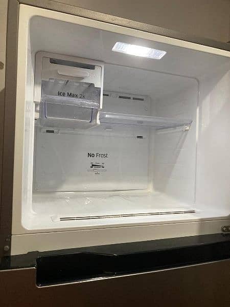 Samsung refrigerator new condition for sale 7