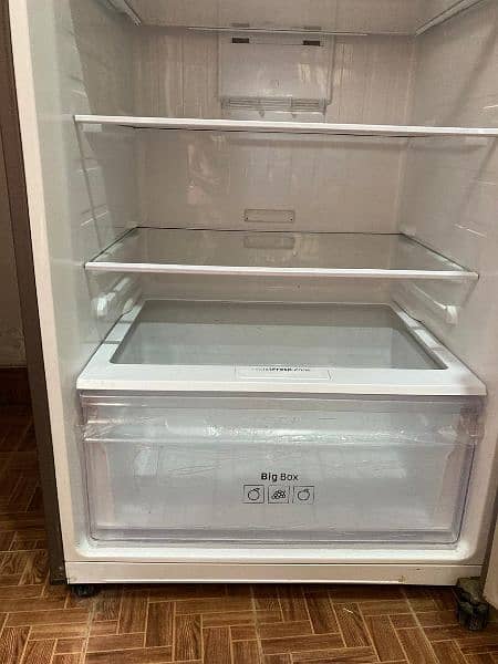 Samsung refrigerator new condition for sale 8