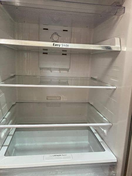 Samsung refrigerator new condition for sale 11