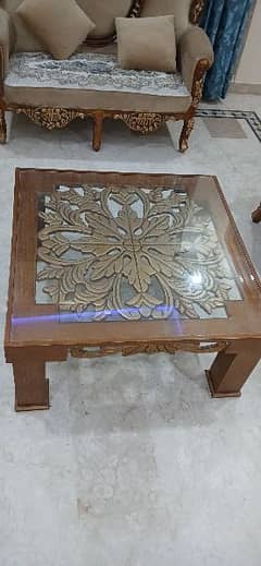 Center and Side Tables 0