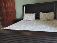 King Size Bed with Mattress, 2 Side Tables & Wardrobe | Best Condition