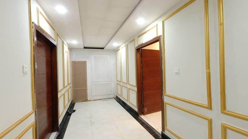 2 bed flat available for rent faisal town 4