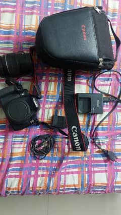 canon 1200d with tripod