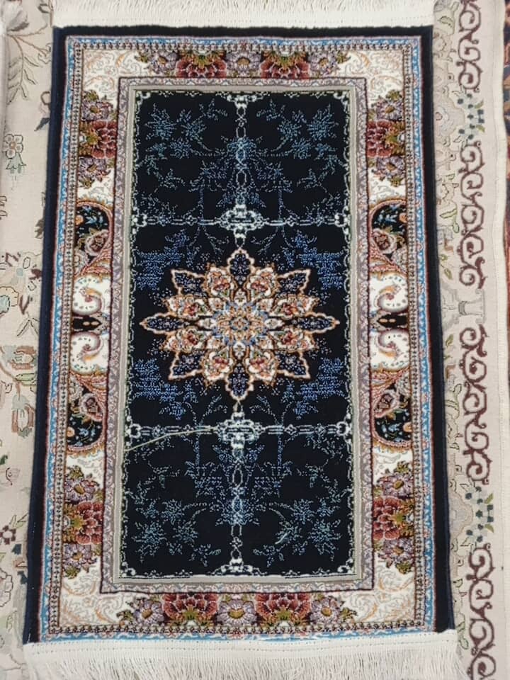 Iranian Finest quality Runner / Rugs / Mats / Carpets 14