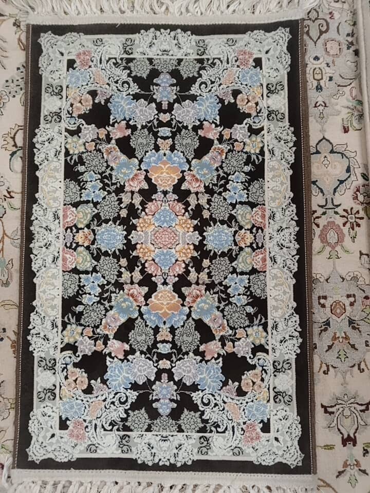 Iranian Finest quality Runner / Rugs / Mats / Carpets 15