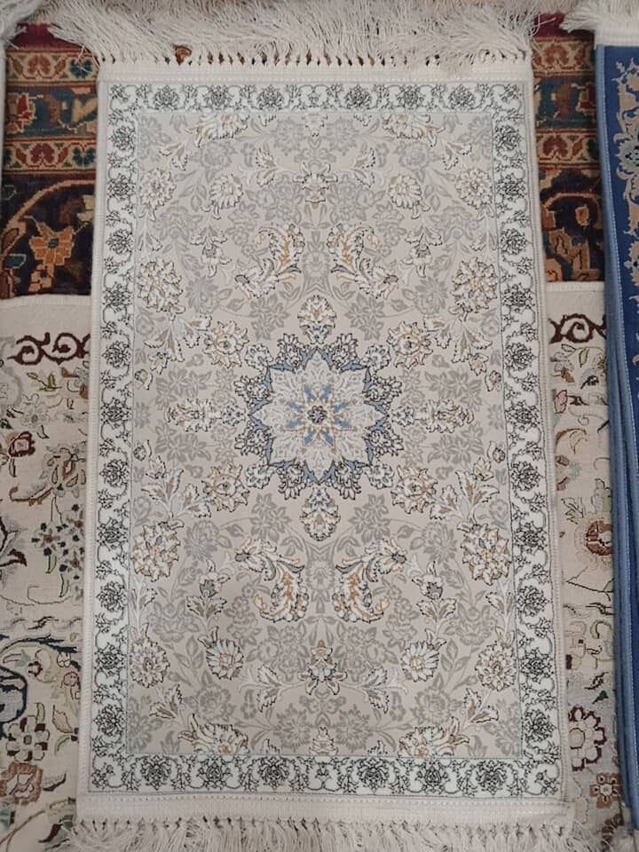 Iranian Finest quality Runner / Rugs / Mats / Carpets 19