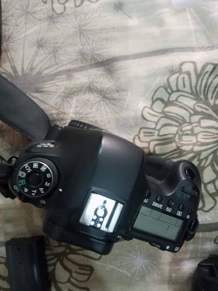 For Sale: Canon 6D Kit in Mint Condition 5