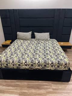 KING SIZE DOUBLE BED 0