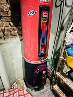 30 Litres Storage Geyser Good Condition Fully