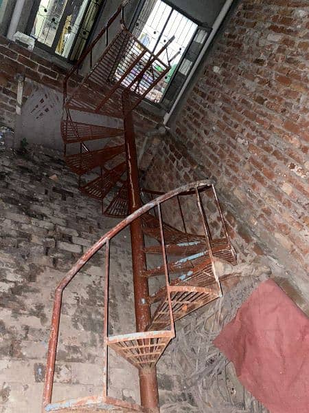 Spiral Stair/Round Iron Stairs/Ladder 0317//4148415 1