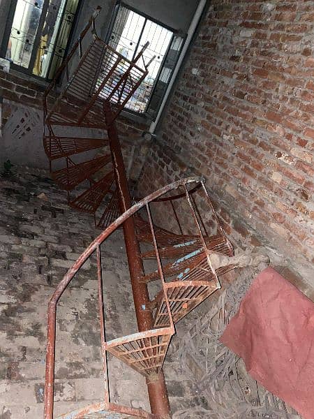 Spiral Stair/Round Iron Stairs/Ladder 0317//4148415 5