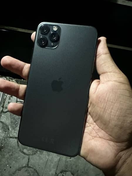 Iphone 11 pro max 3