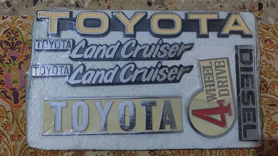 Toyota land cruiser fj40 emblems monogram logo 1