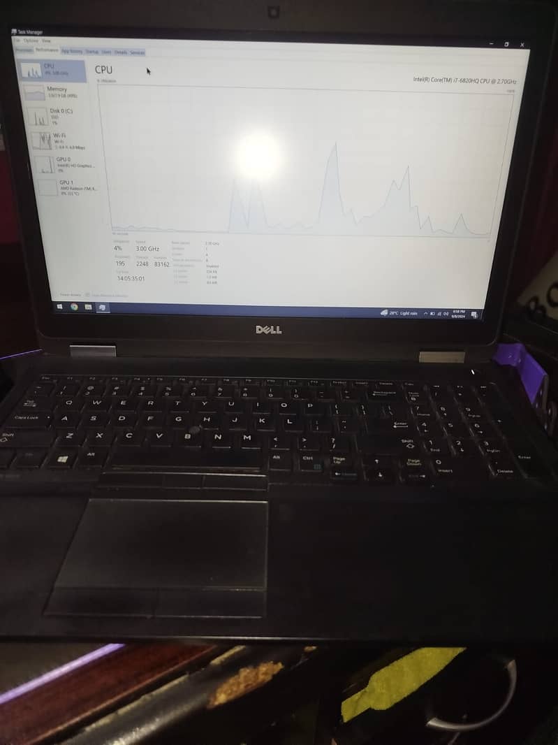 Latitude E5570 i7-6th gen, 2 gb graphics card. 10/10 condition 1