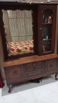 dressing table