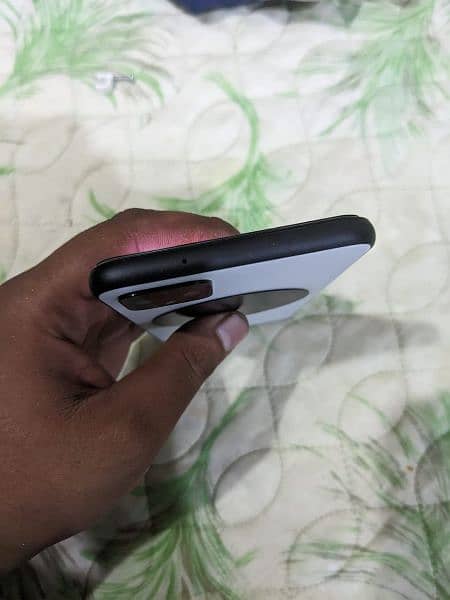 Google Pixel 4xl 6/128 box Open 8