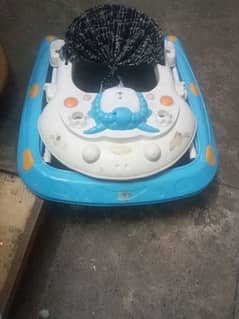 fish baby walker in good condition, good quality plastic. .