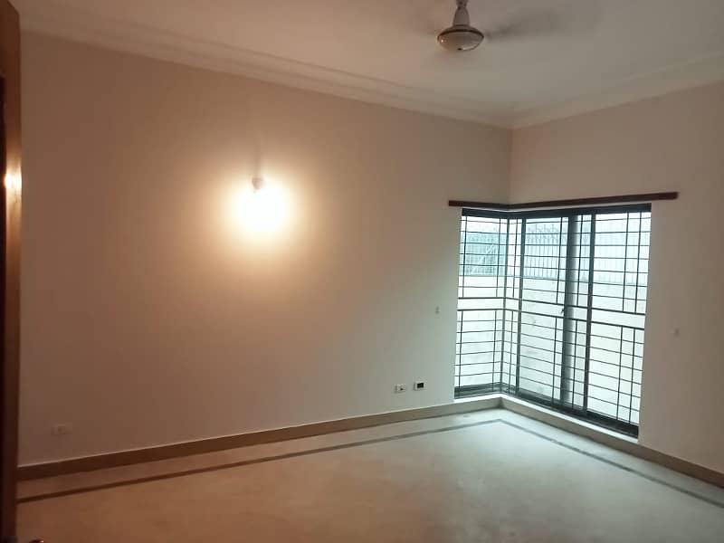 Kanal Upper Portion For Rent in Defence Phase 3 Block X Near Y Block 3