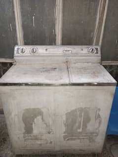 Washing machine with dryer in good running condition