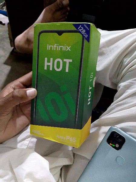 Infinix Hot10i 3